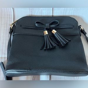 Pebbled, Faux Leather; Zip, Black Cross-Body Purse, Bow Front & Tassels